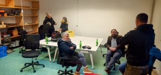 Die zukünftige Textilwerkstatt freut sich über erste Möbelspenden (Foto: Gunnar Bäldle)